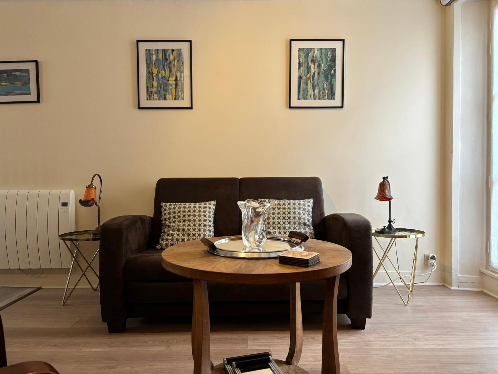 Les Remparts Apt Spacieux 1 Er Etage Renove Joliment Decore Bien Equipe Plein Centre Bayeux Proche Plages Du Debarquement Parking Gratuit A Proximite Exterior foto
